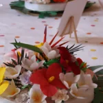 Mariage thème Île Maurice : compositions florales tropicales en papier